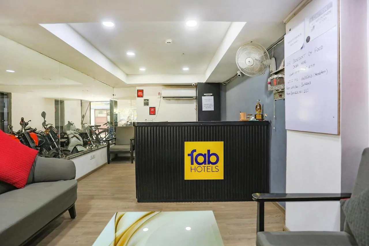 Fabhotel Vikings Gurgaon Hotel